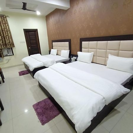 Mng Hotel Heritage Villa Kanpur Exteriör bild