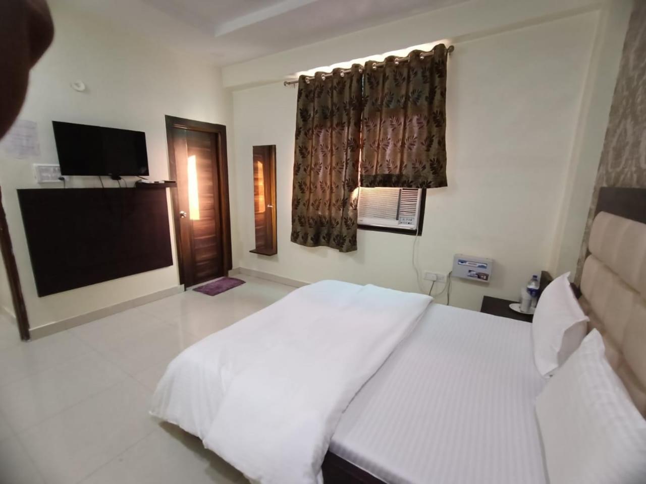 Mng Hotel Heritage Villa Kanpur Exteriör bild