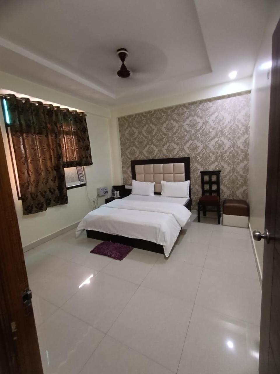 Mng Hotel Heritage Villa Kanpur Exteriör bild