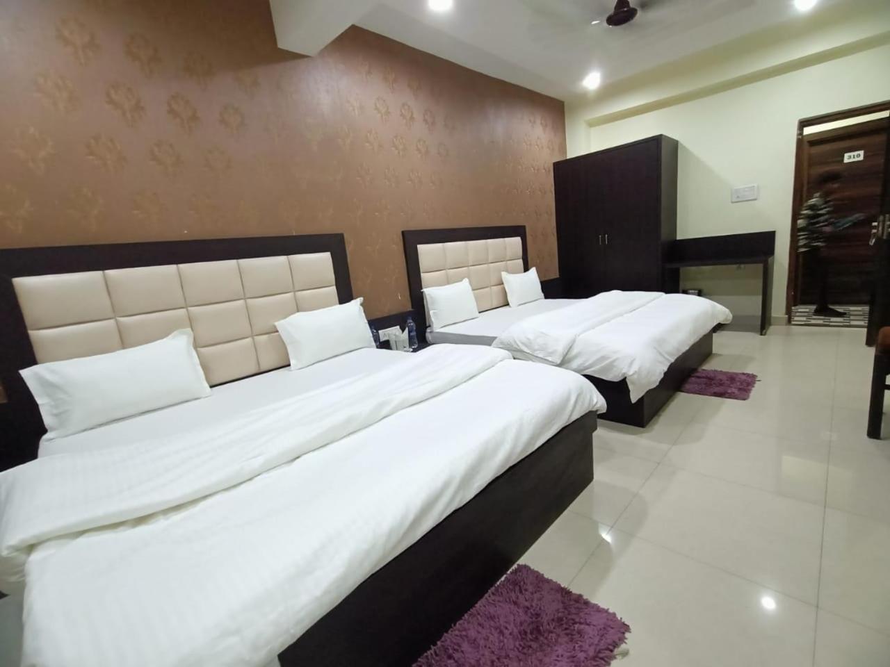 Mng Hotel Heritage Villa Kanpur Exteriör bild