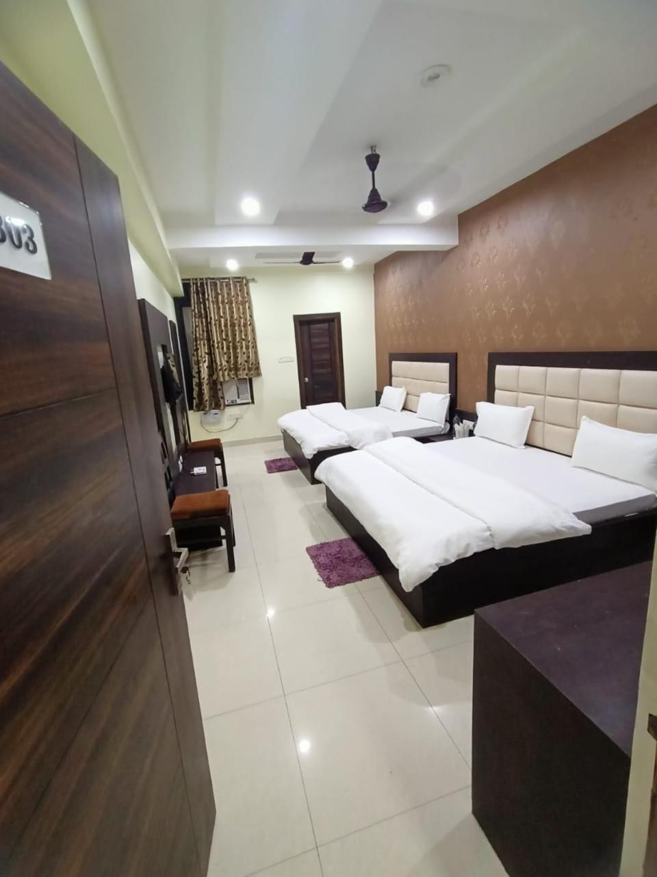 Mng Hotel Heritage Villa Kanpur Exteriör bild